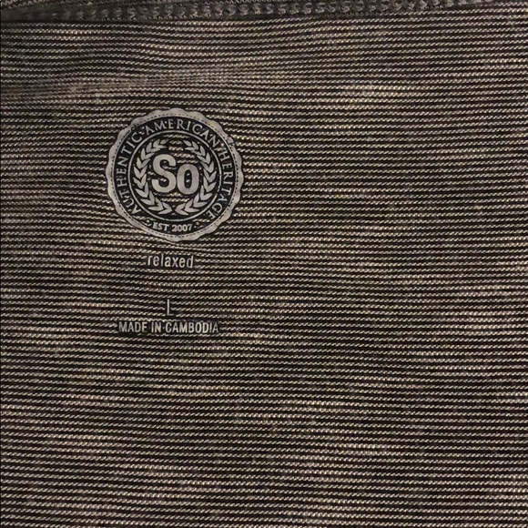 T-shirt - Picture 2 of 2